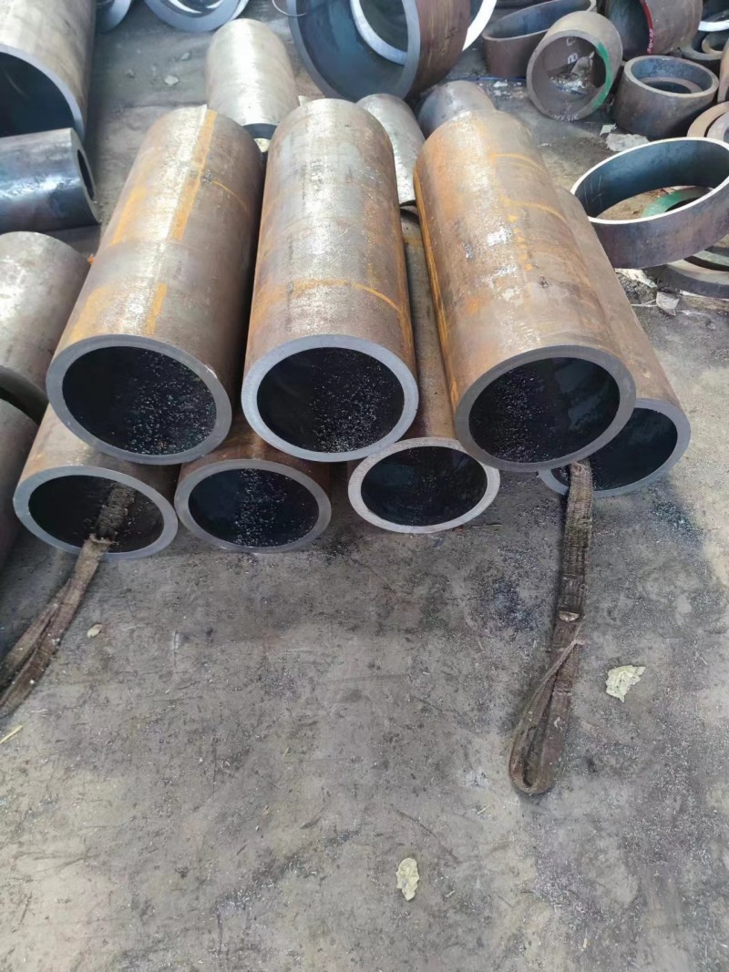 宁陕宁陕宁陕12Cr1MovG无缝钢管切割